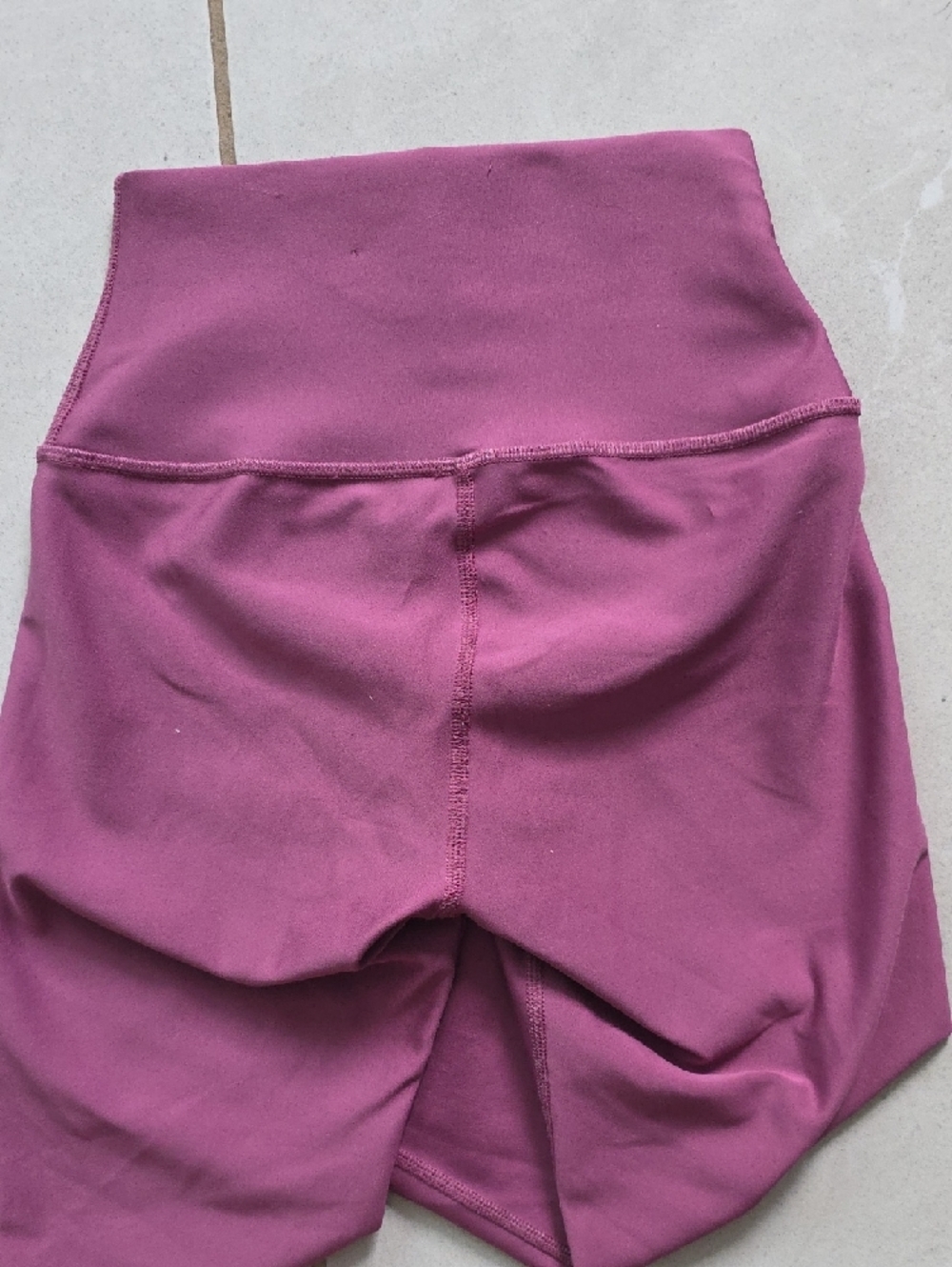 Alo Yoga Pink Leggings XXS | High-Waist Activewear | Gently Worn - Picture 4 of 8